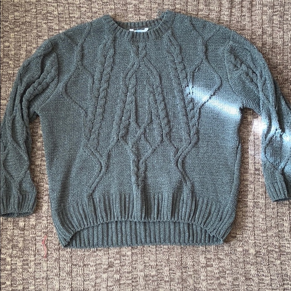 Women’s sweater